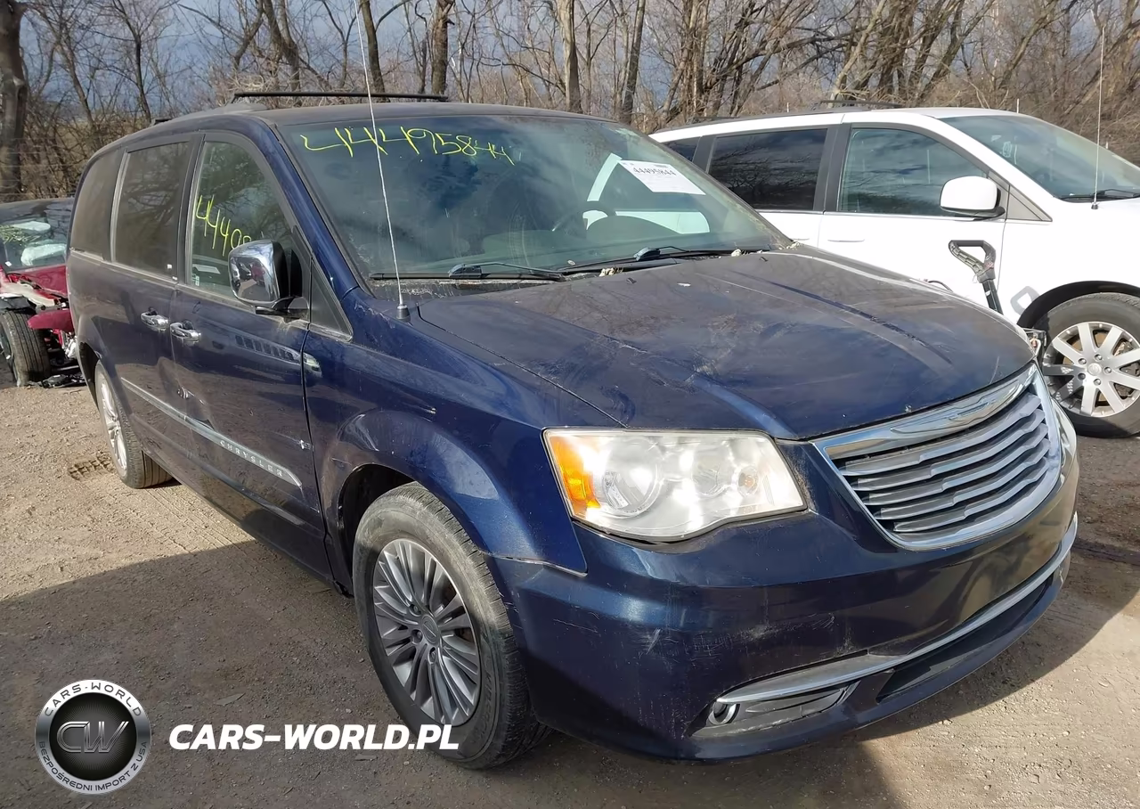 2013 Chrysler Town & Country Touring-L