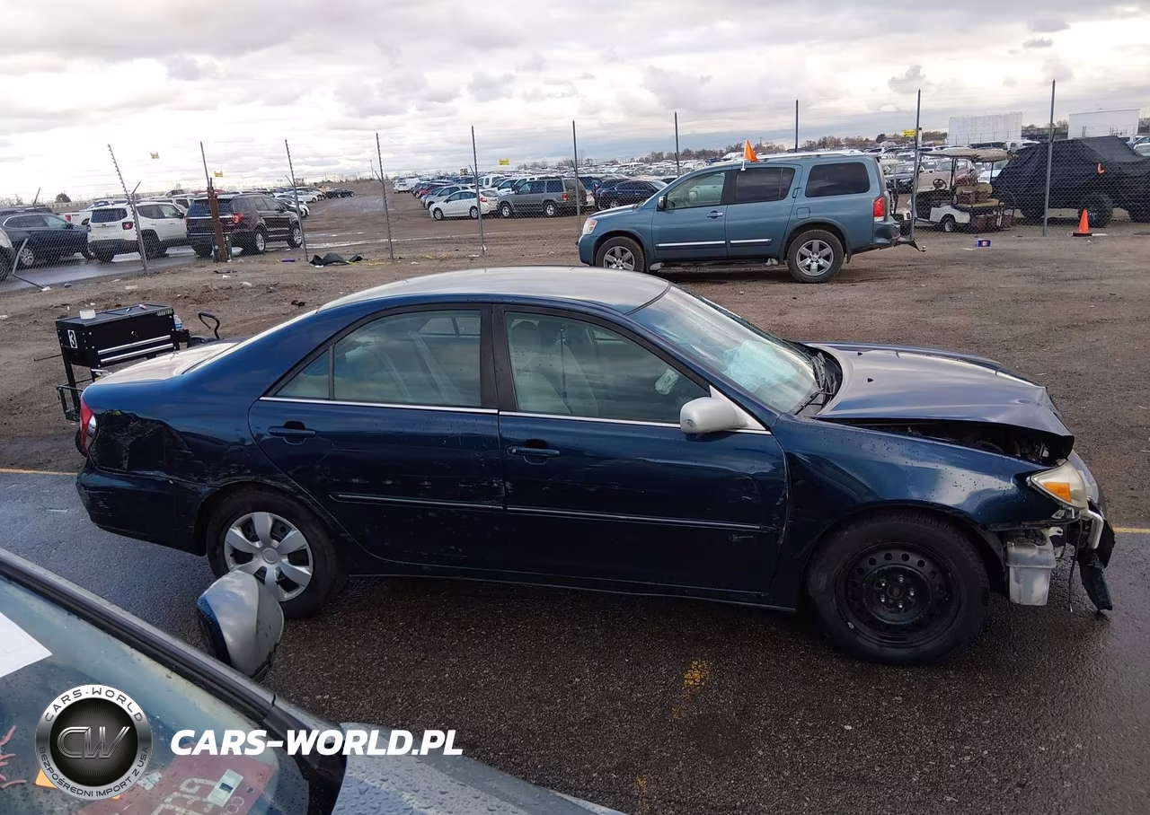 2003 Toyota Camry Xle VIN:4T1BE32K63U259689 - 14