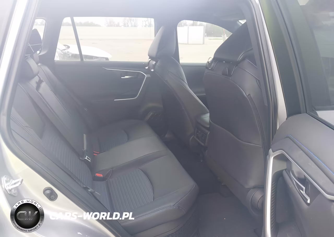 2025 Toyota Rav4 Hybrid Xse VIN:4T3E6RFV6SU188873 - 8