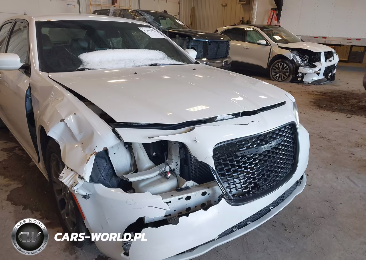 2016 Chrysler 300 300S VIN:2C3CCAGG6GH191303 - 6