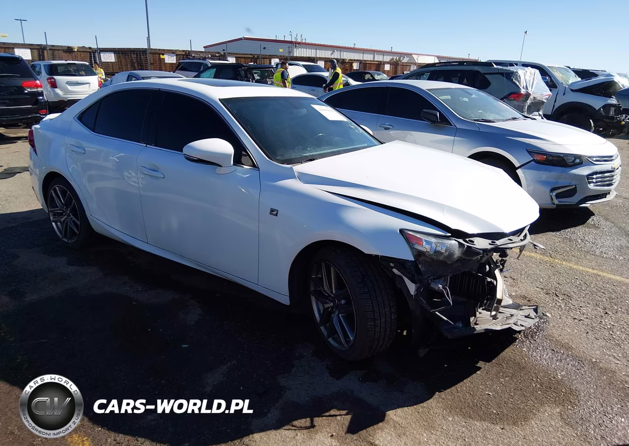 2015 Lexus Is 350 – zdjęcie 1 z 17