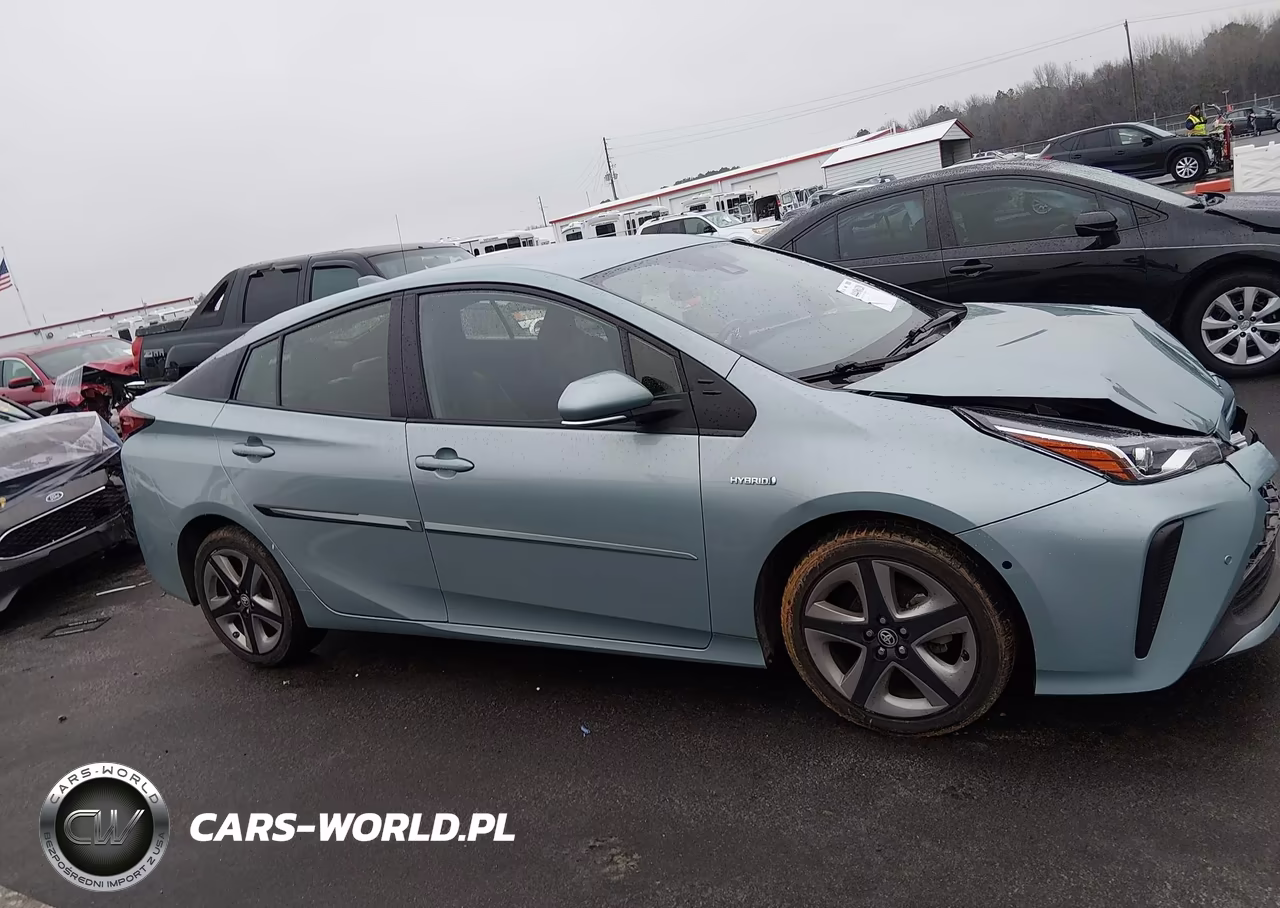 2021 Toyota Prius Xle VIN:JTDKAMFU8M3128529 - 13