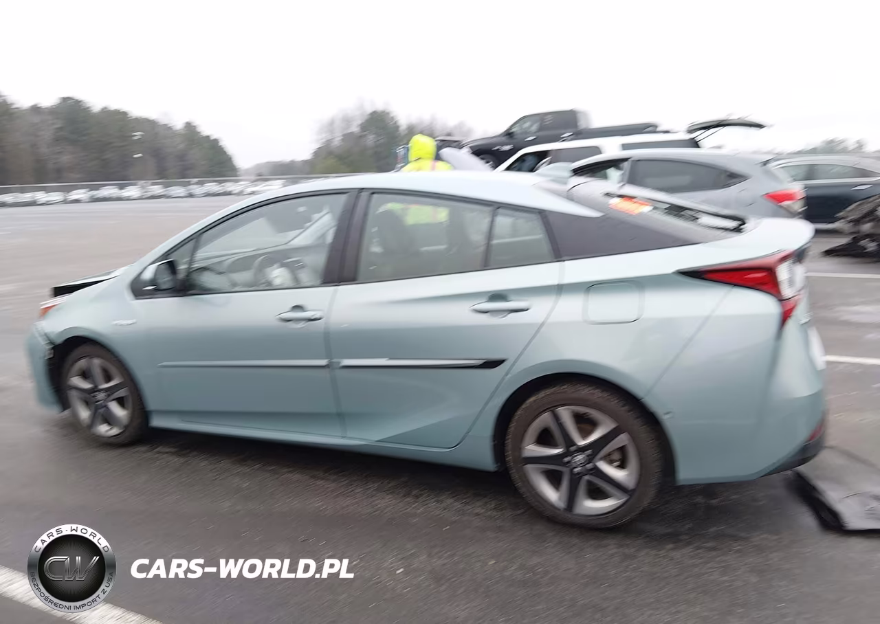 2021 Toyota Prius Xle VIN:JTDKAMFU8M3128529 - 14