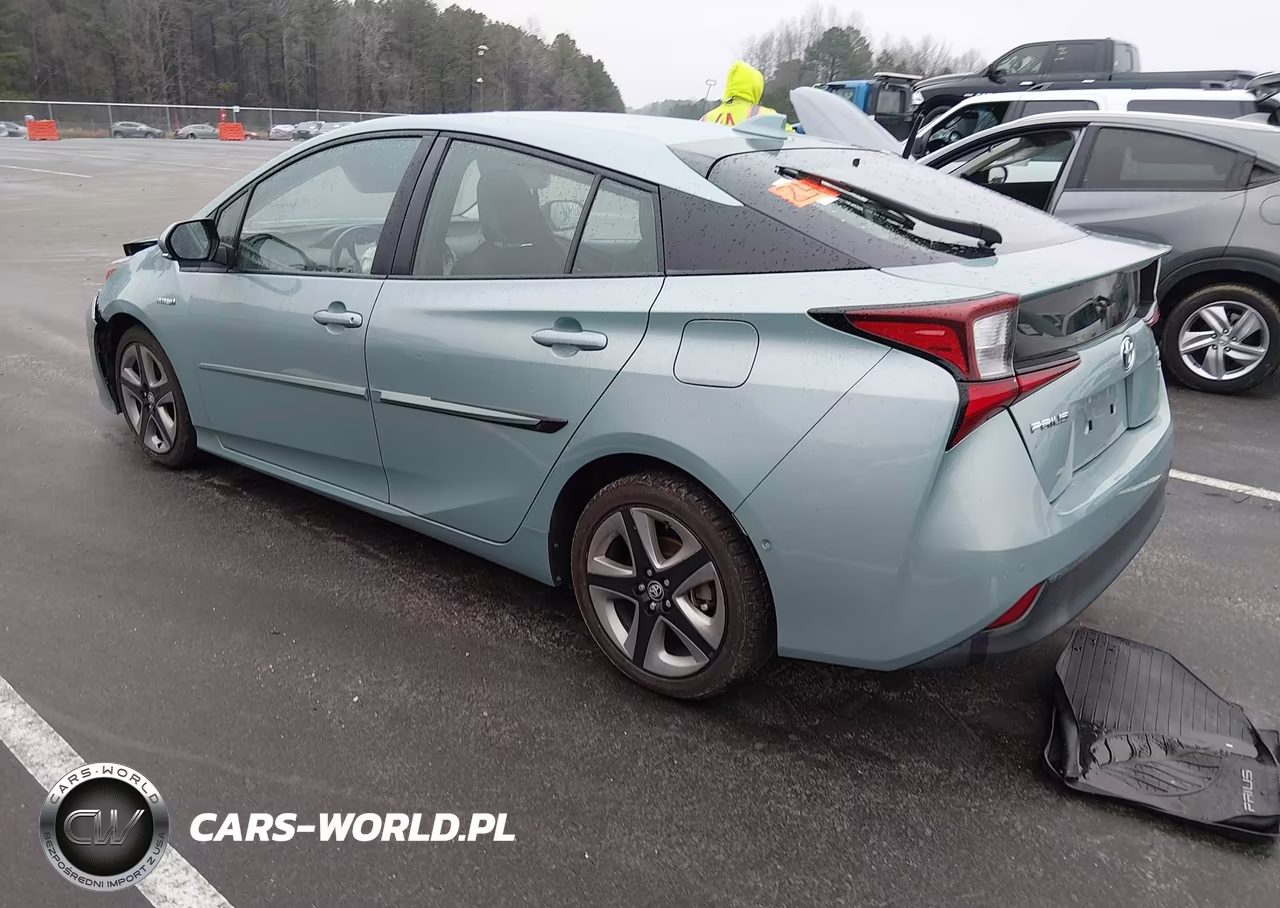 2021 Toyota Prius Xle VIN:JTDKAMFU8M3128529 - 3
