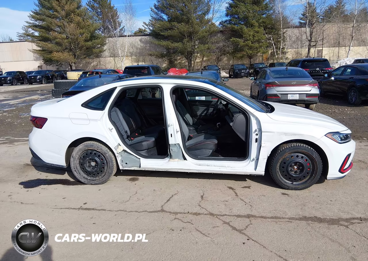 2025 Volkswagen Jetta Gli 2.0T Autobahn VIN:3VW2T7BU4SM076052 - 14