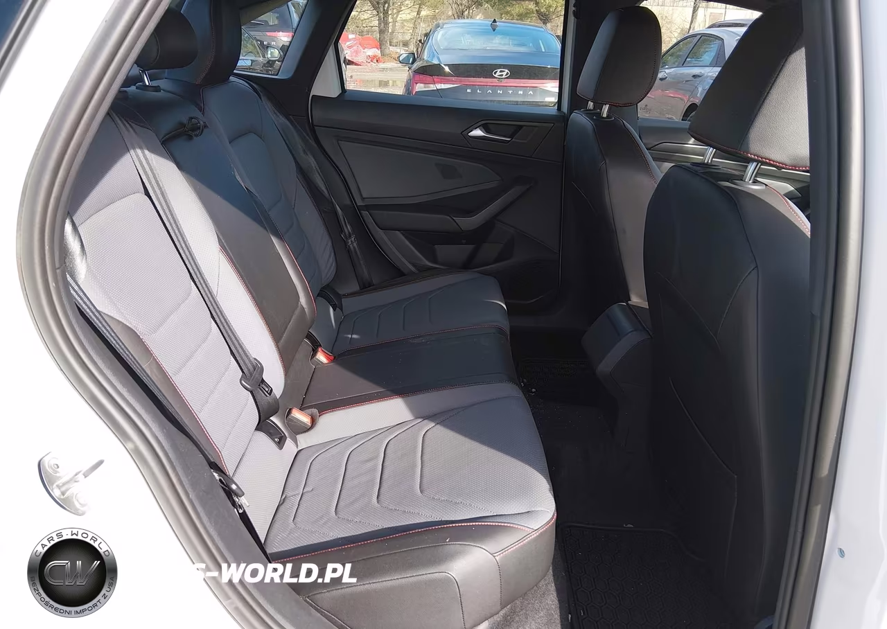 2025 Volkswagen Jetta Gli 2.0T Autobahn VIN:3VW2T7BU4SM076052 - 8