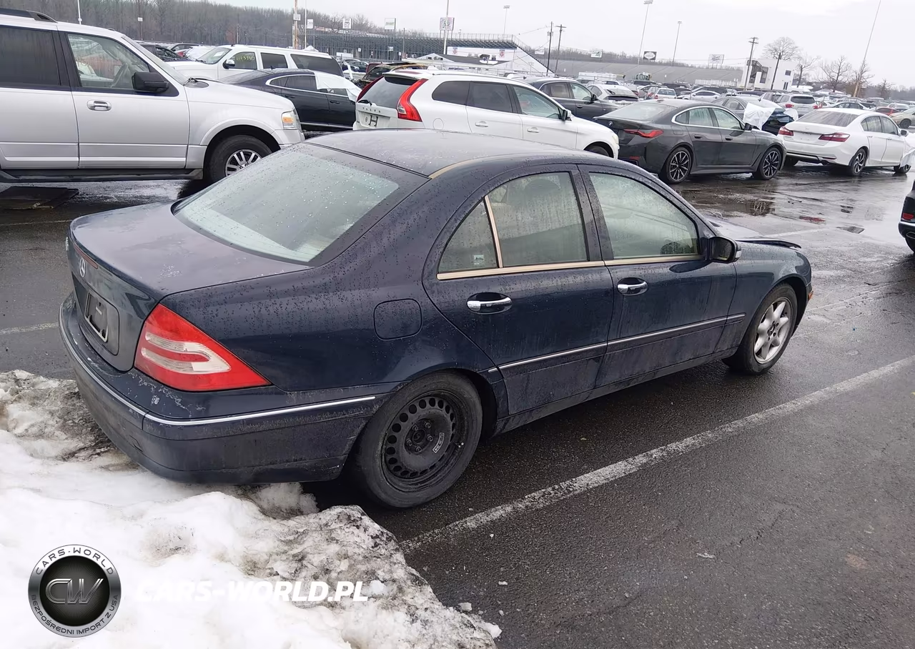 2003 Mercedes-Benz C 240 VIN:WDBRF61J83A521142 - 4