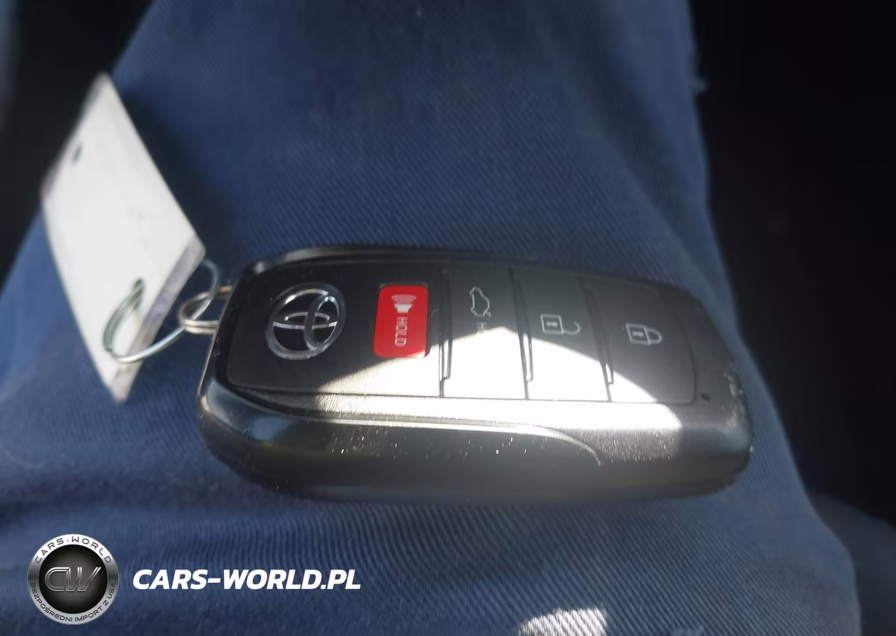 2025 Toyota Corolla Hybrid Se VIN:JTDBDMHE5S3026423 - 11