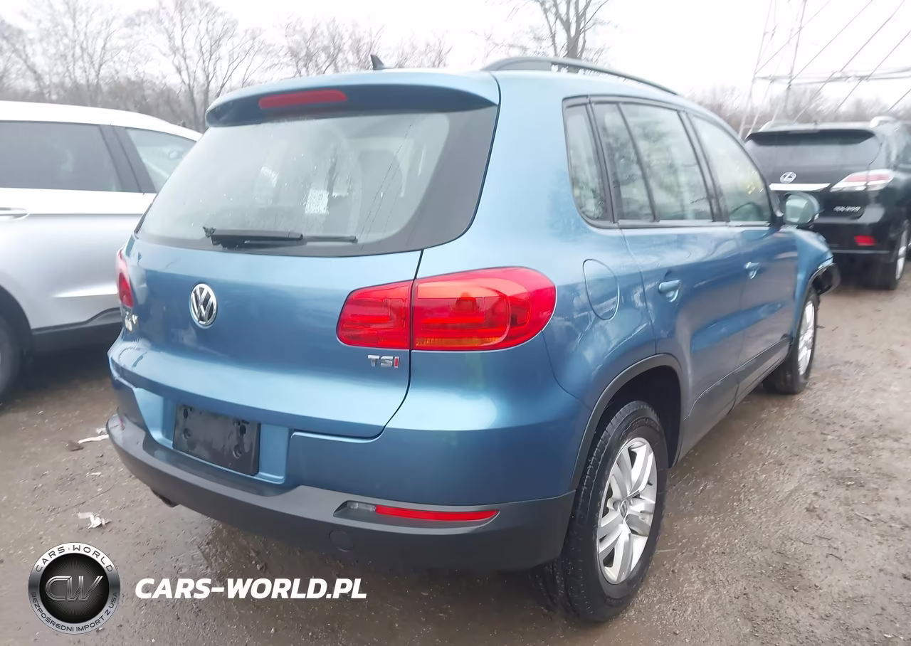 2017 Volkswagen Tiguan 2.0T-2.0T S VIN:WVGBV7AX0HK025829 - 4