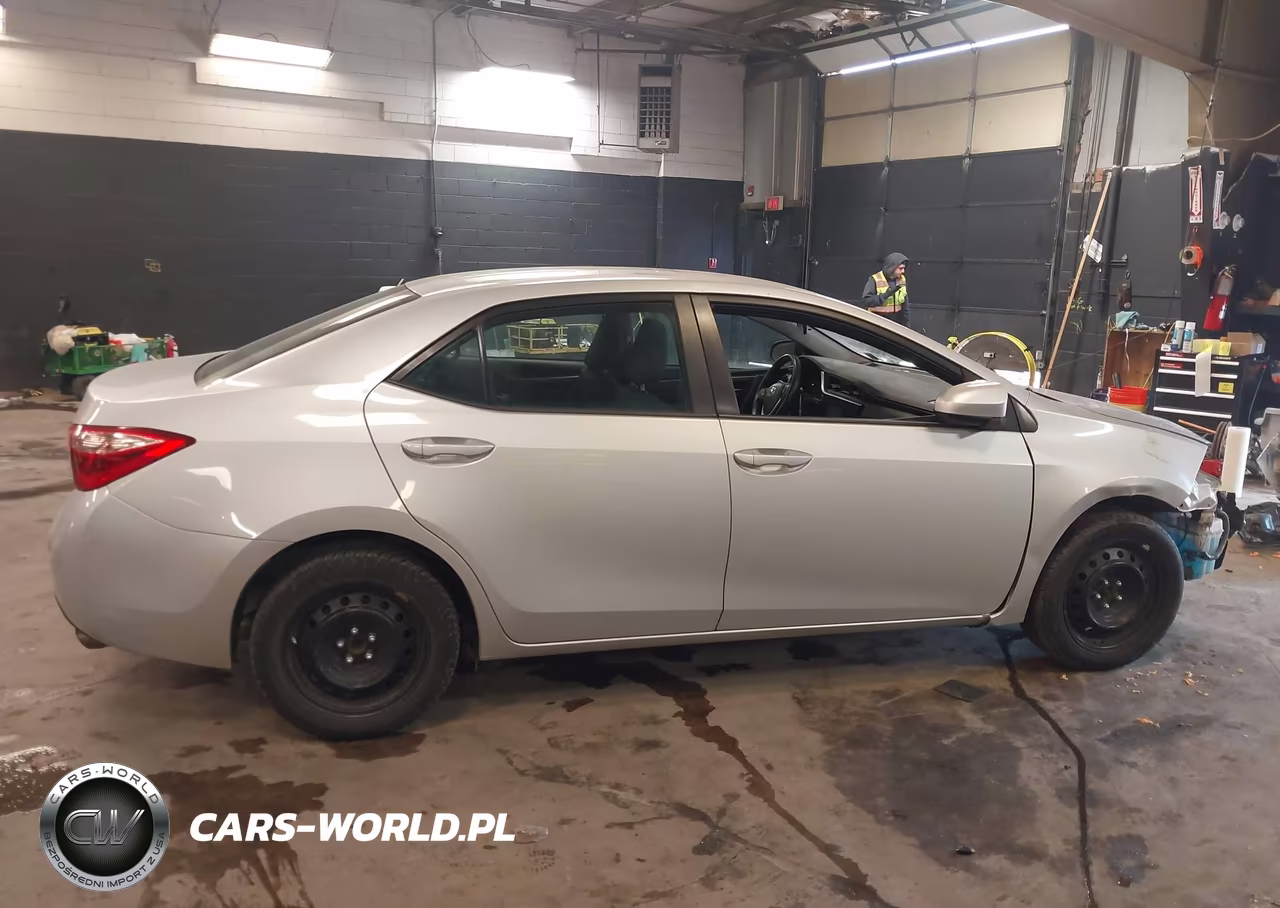 2019 Toyota Corolla Le VIN:2T1BURHEXKC167833 - 14