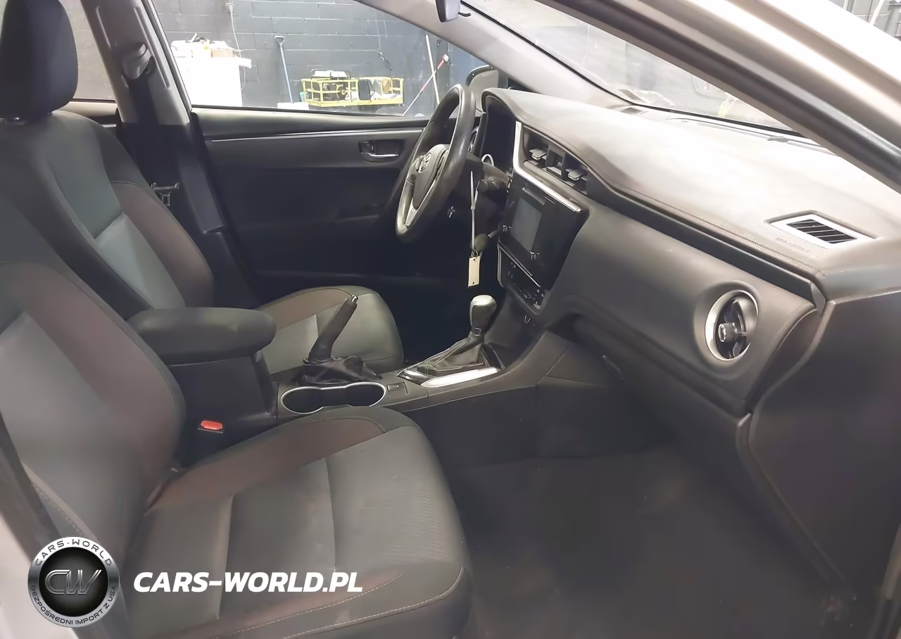 2019 Toyota Corolla Le VIN:2T1BURHEXKC167833 - 5