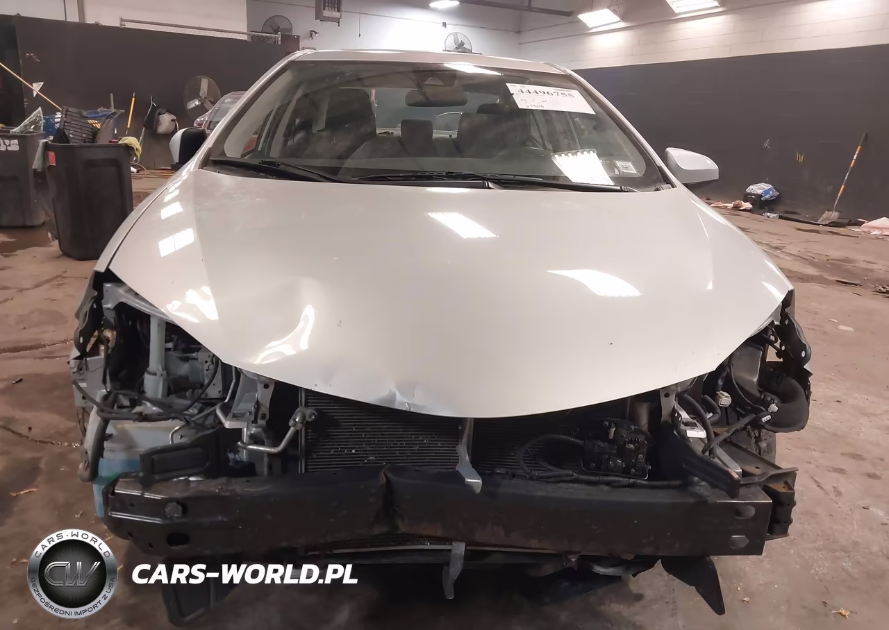 2019 Toyota Corolla Le VIN:2T1BURHEXKC167833 - 6