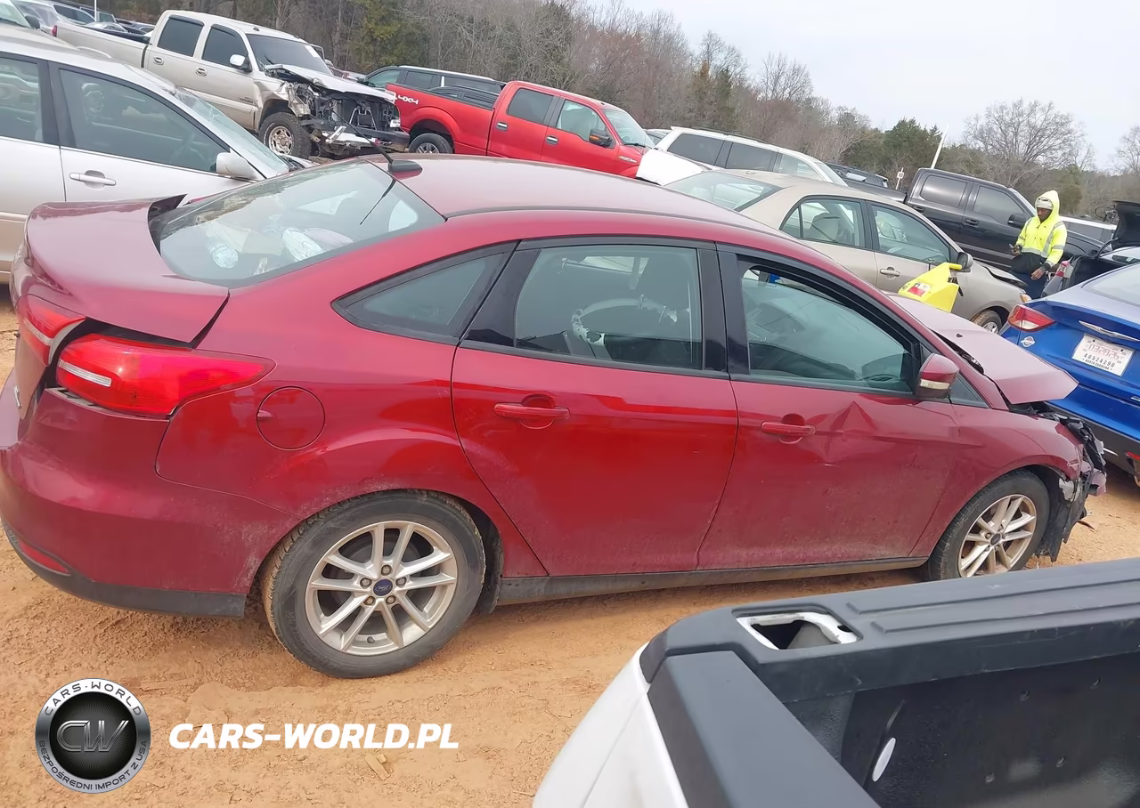 2016 Ford Focus Se VIN:1FADP3F21GL243869 - 14