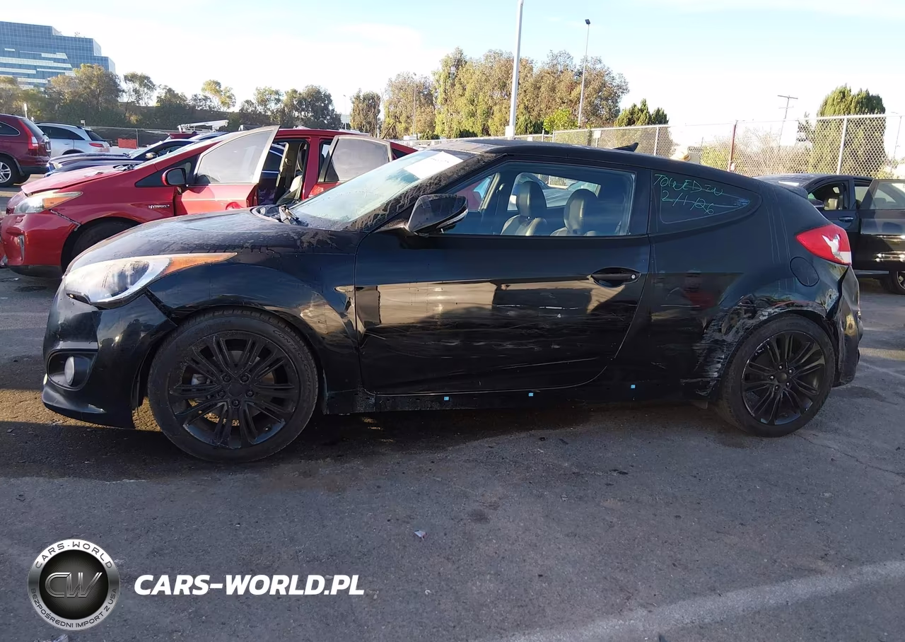 2016 Hyundai Veloster Turbo VIN:KMHTC6AE9GU266021 - 14