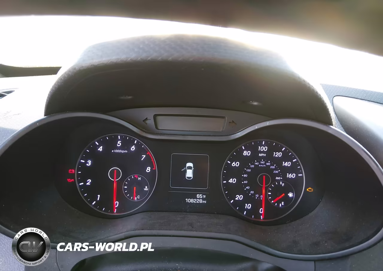 2016 Hyundai Veloster Turbo VIN:KMHTC6AE9GU266021 - 7