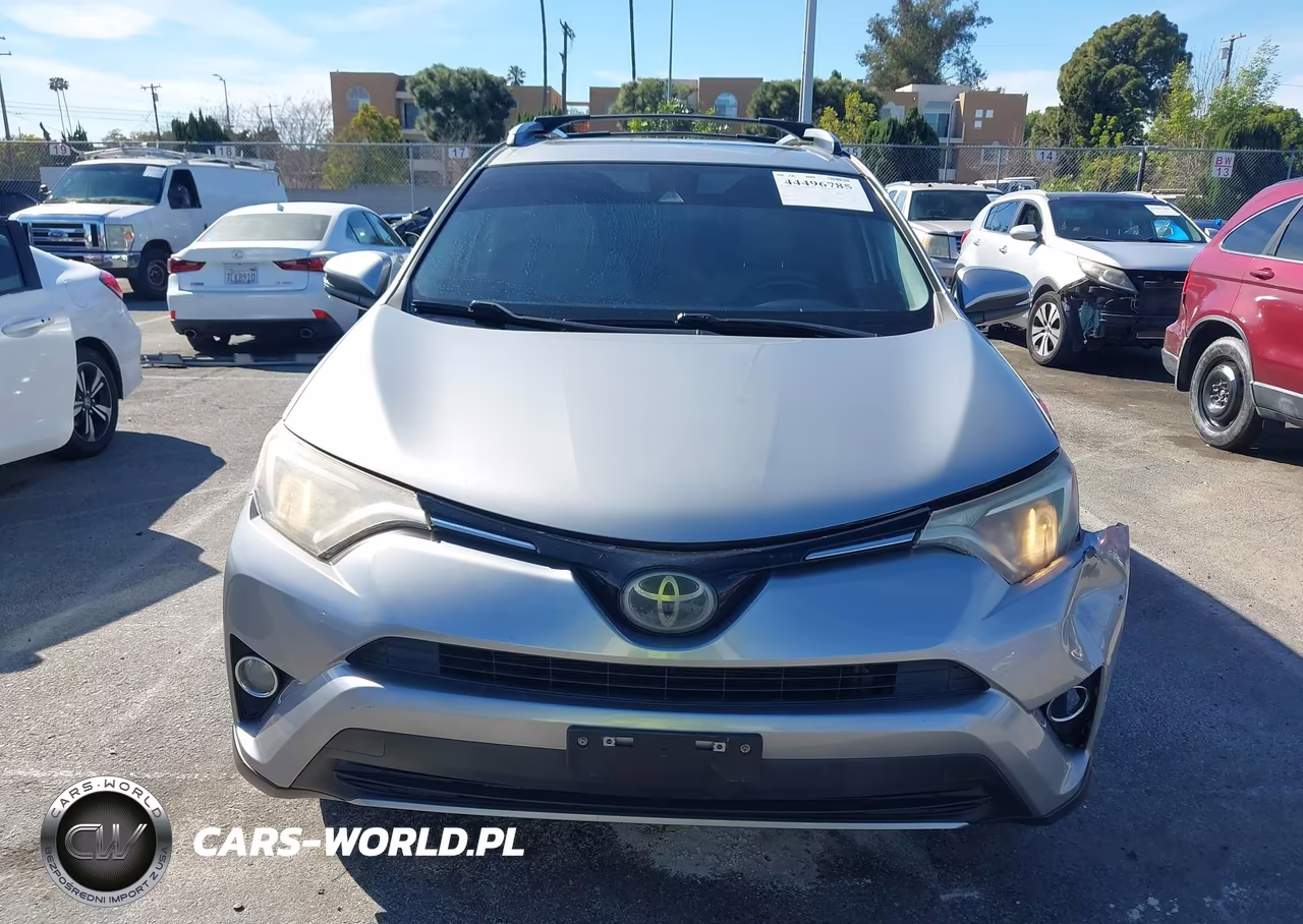 2018 Toyota Rav4 Xle VIN:JTMWFREV5JJ166513 - 12