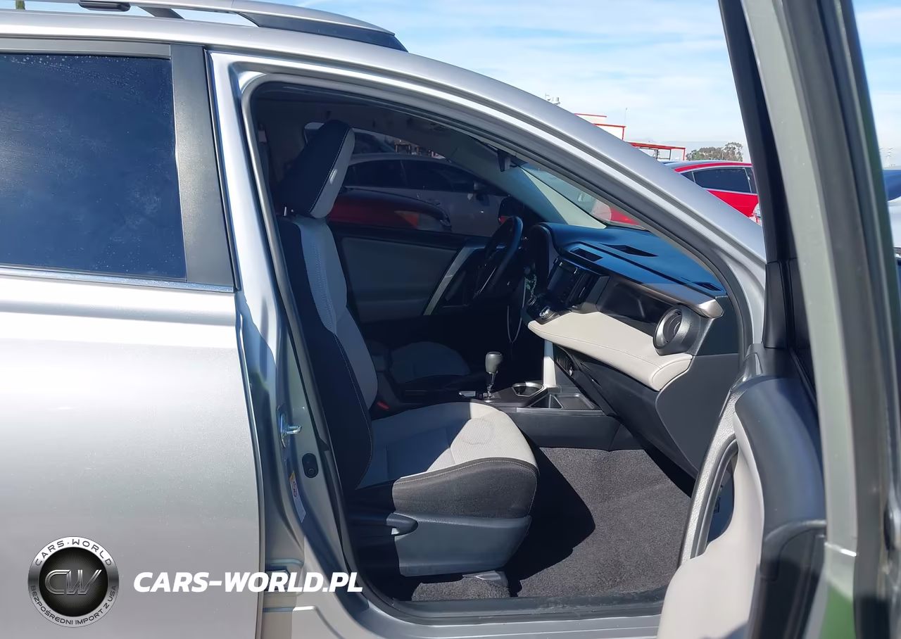 2018 Toyota Rav4 Xle VIN:JTMWFREV5JJ166513 - 5