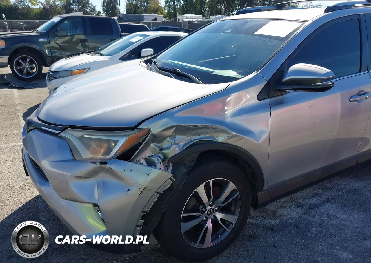 2018 Toyota Rav4 Xle VIN:JTMWFREV5JJ166513 - 6