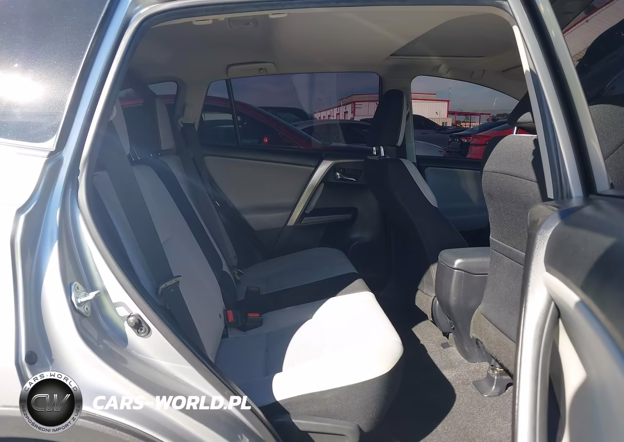 2018 Toyota Rav4 Xle VIN:JTMWFREV5JJ166513 - 8
