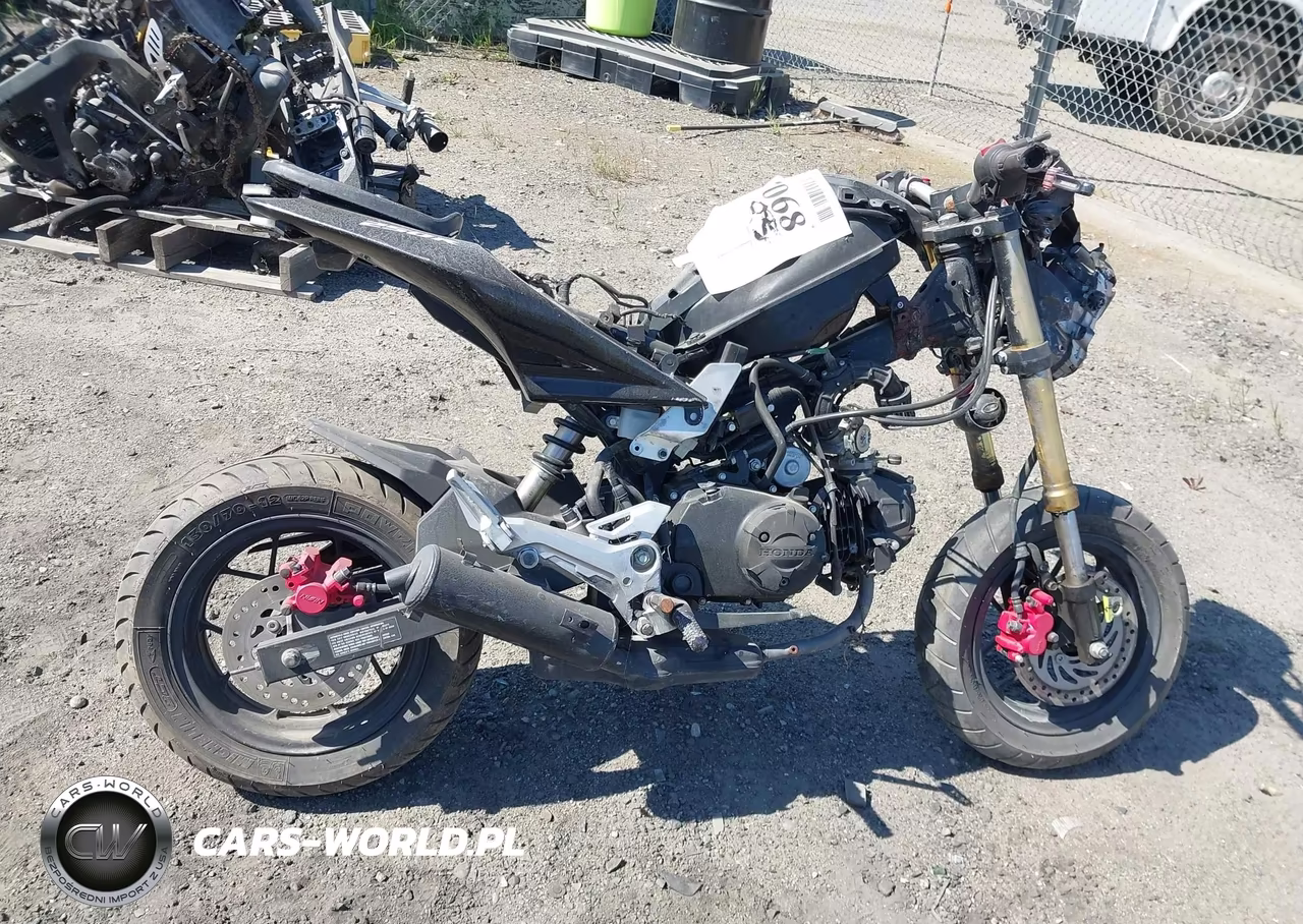 2017 Honda Grom 125 VIN:MLHJC6113H5207998 - 11