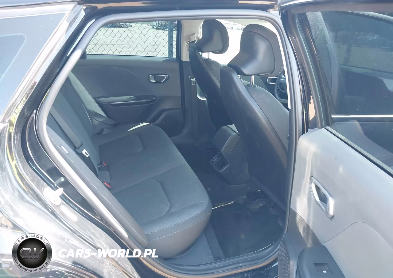 2025 Kia K4 Lxs VIN:3KPFT4DE0SE131776 - 8