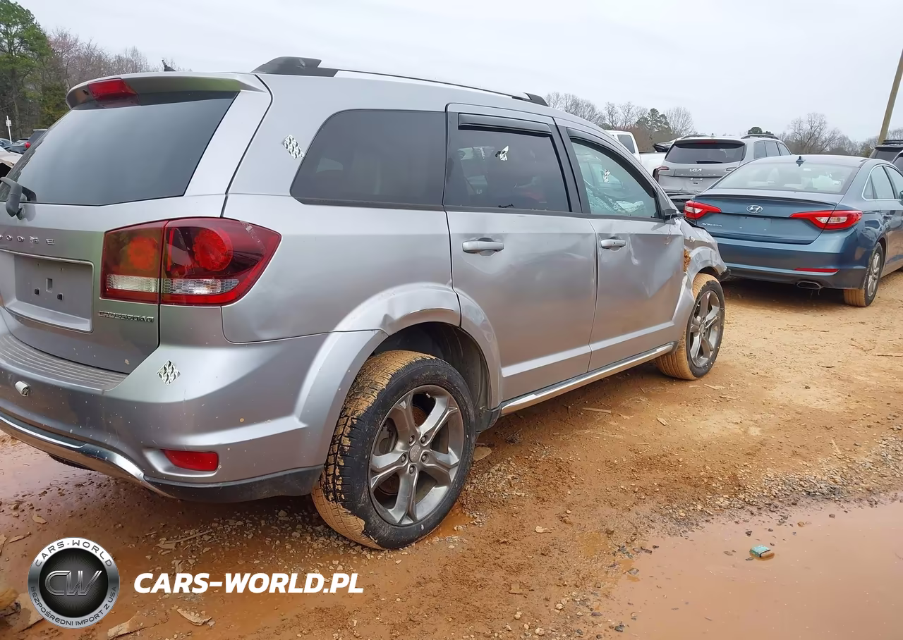 2016 Dodge Journey Crossroad Plus VIN:3C4PDCGB6GT194865 - 4