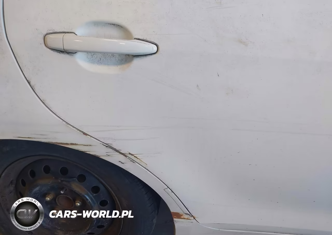2010 Toyota Camry Le VIN:4T4BF3EK5AR011039 - 12