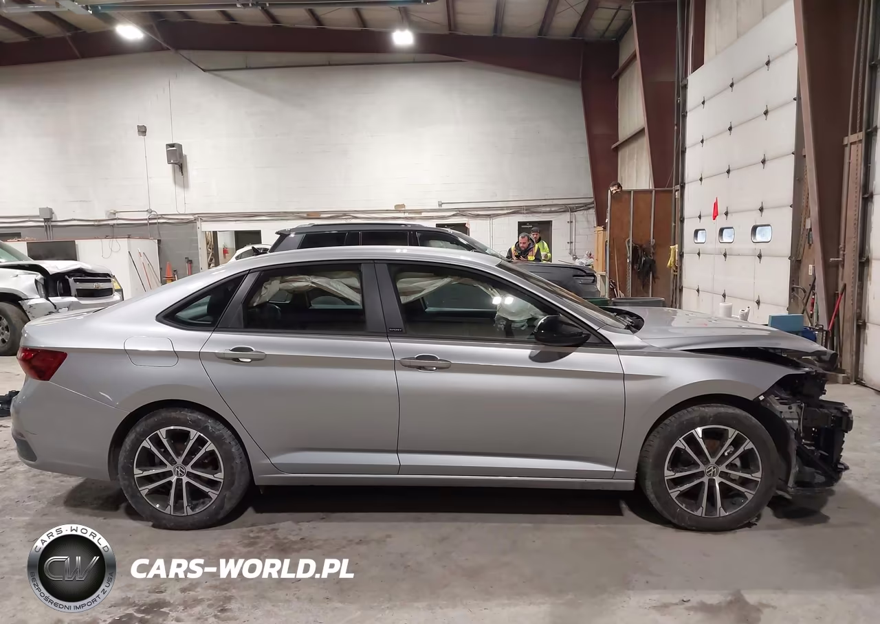 2025 Volkswagen Jetta 1.5T Sport VIN:3VWBX7BU0SM100514 - 14