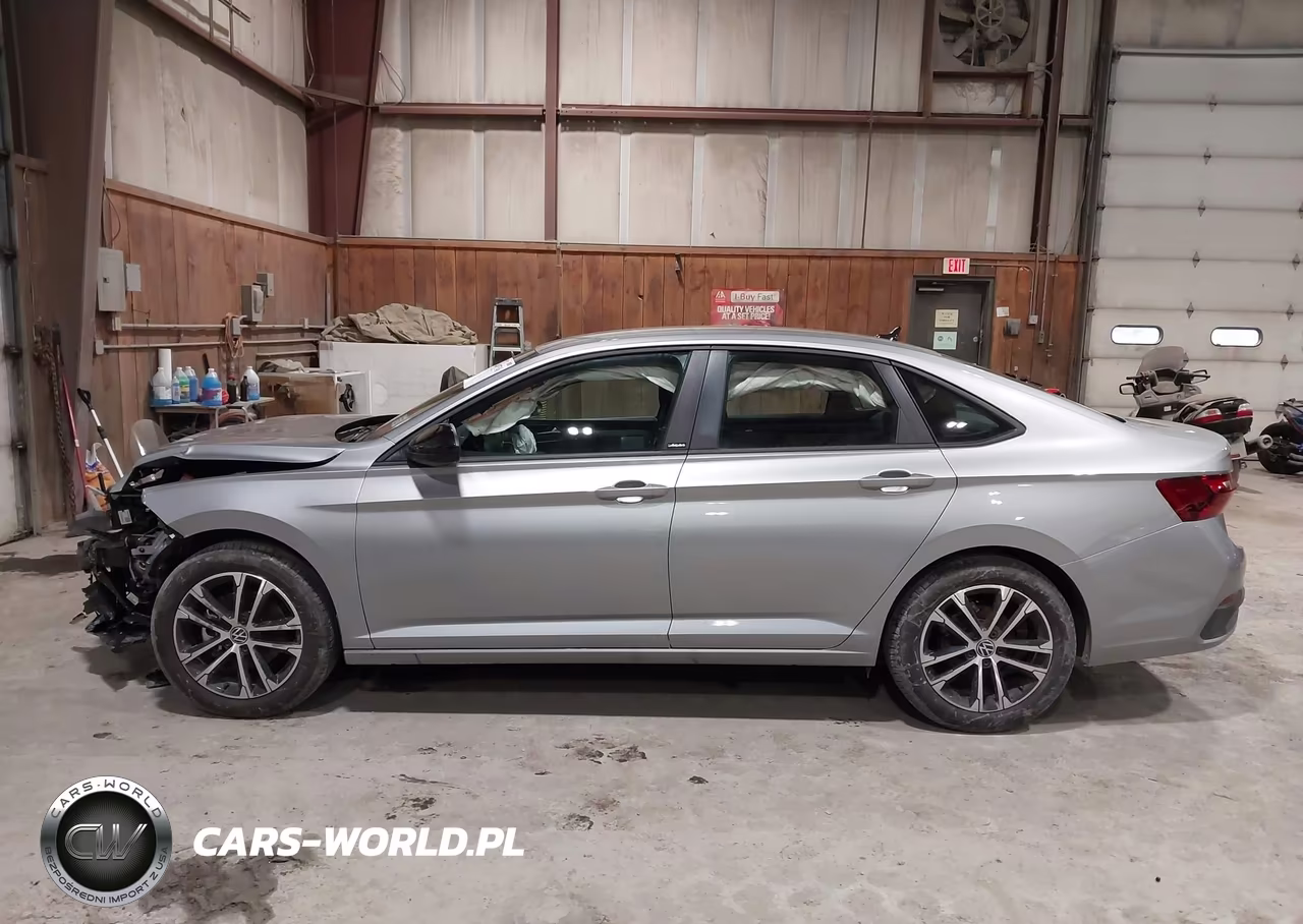 2025 Volkswagen Jetta 1.5T Sport VIN:3VWBX7BU0SM100514 - 15