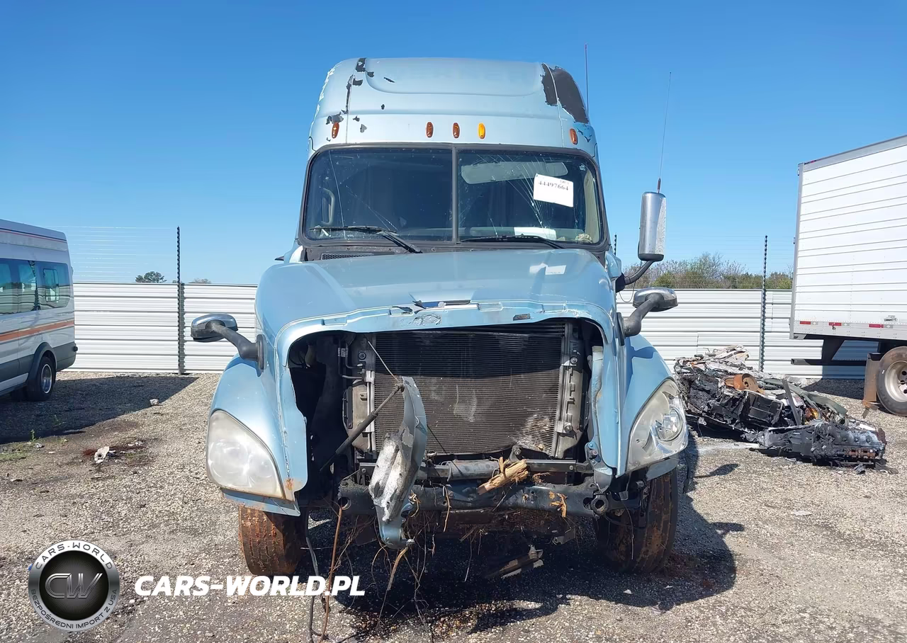 2012 Freightliner Cascadia 125 VIN:1FUJGLDR1CSBM9466 - 11