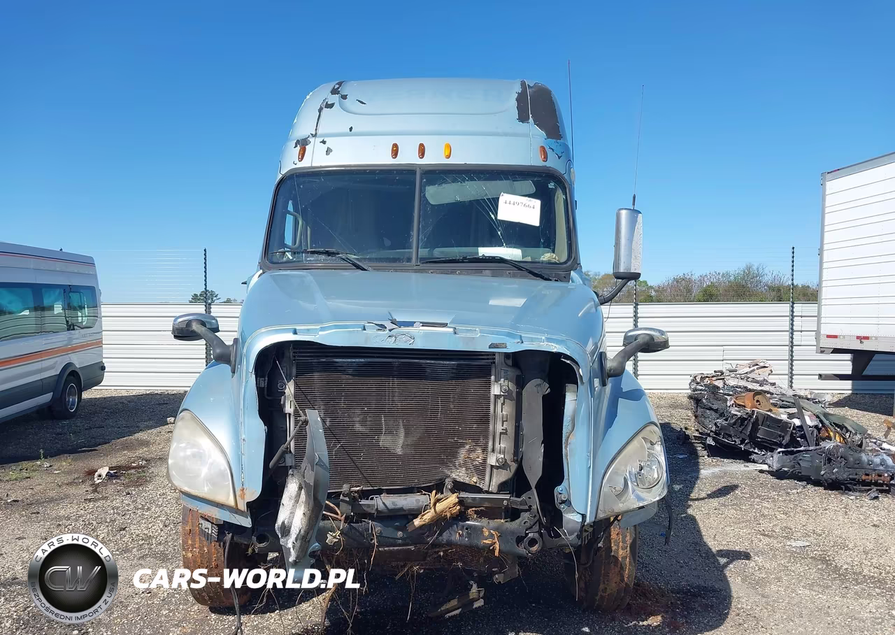2012 Freightliner Cascadia 125 VIN:1FUJGLDR1CSBM9466 - 12
