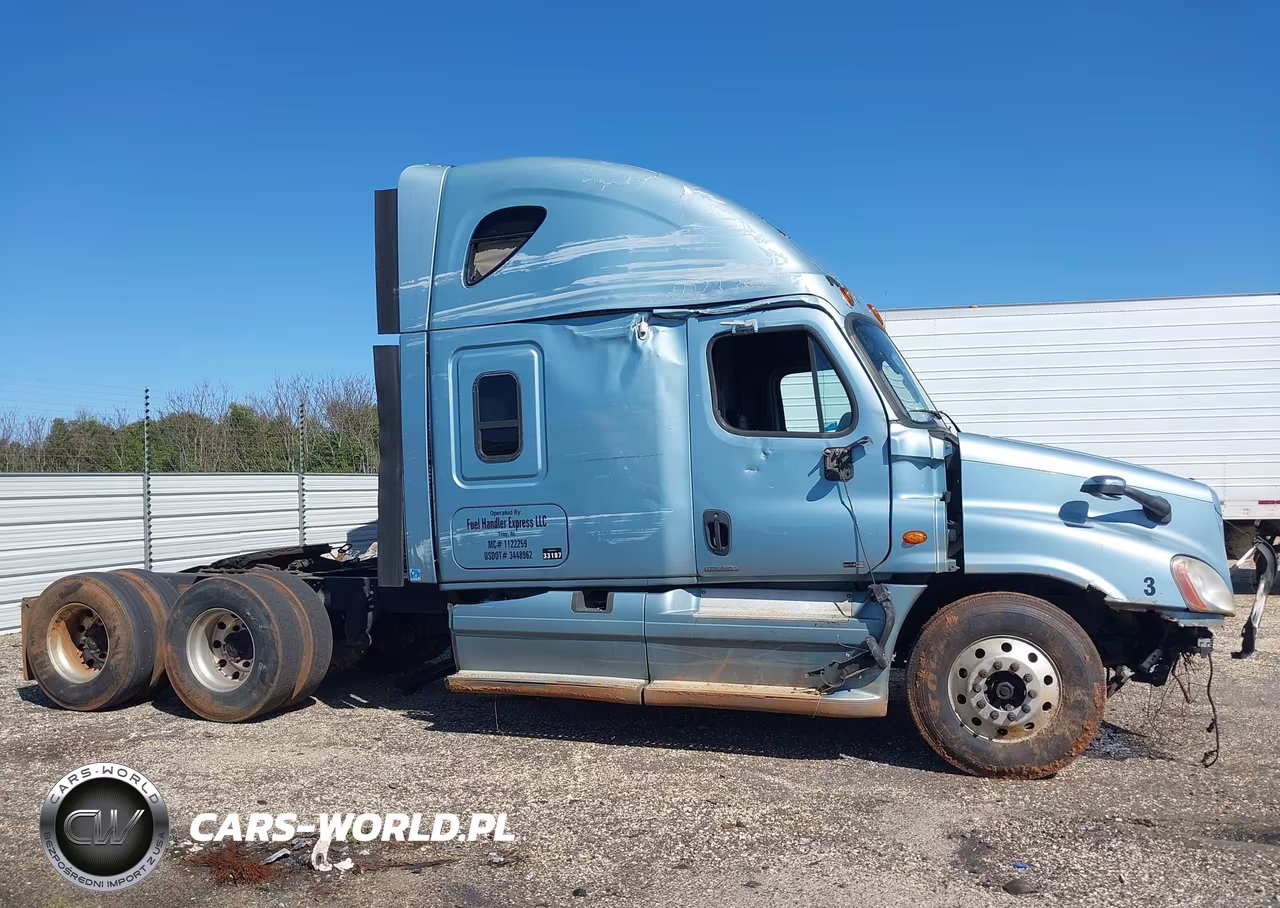 2012 Freightliner Cascadia 125 VIN:1FUJGLDR1CSBM9466 - 13