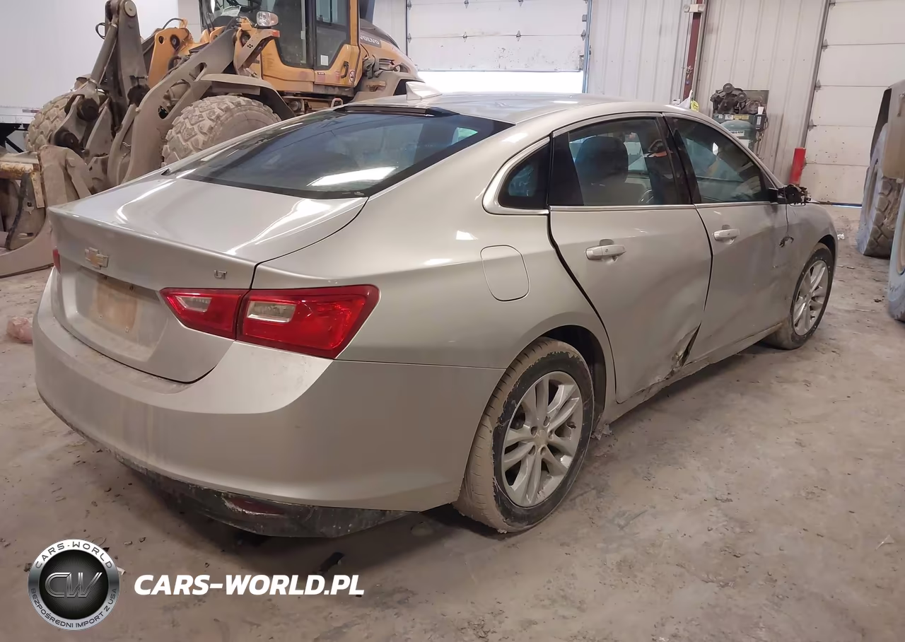 2018 Chevrolet Malibu Lt VIN:1G1ZD5ST2JF251299 - 4