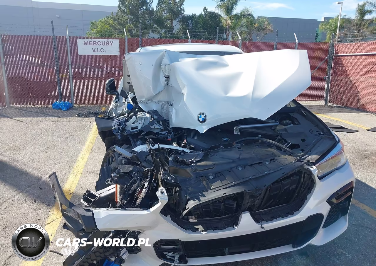 2022 BMW X6 xDrive40I VIN:5UXCY6C06N9M73245 - 13
