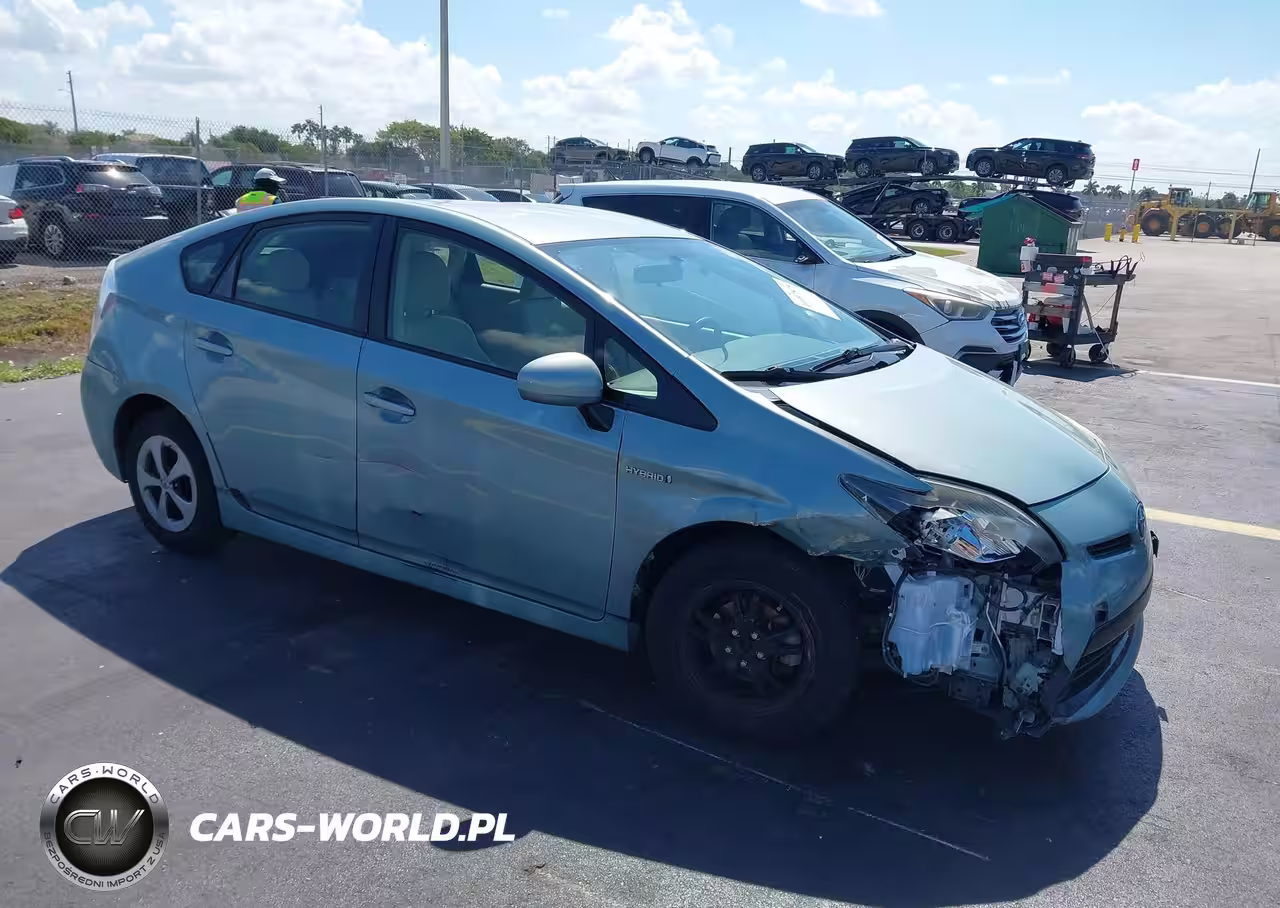 2013 Toyota Prius Two