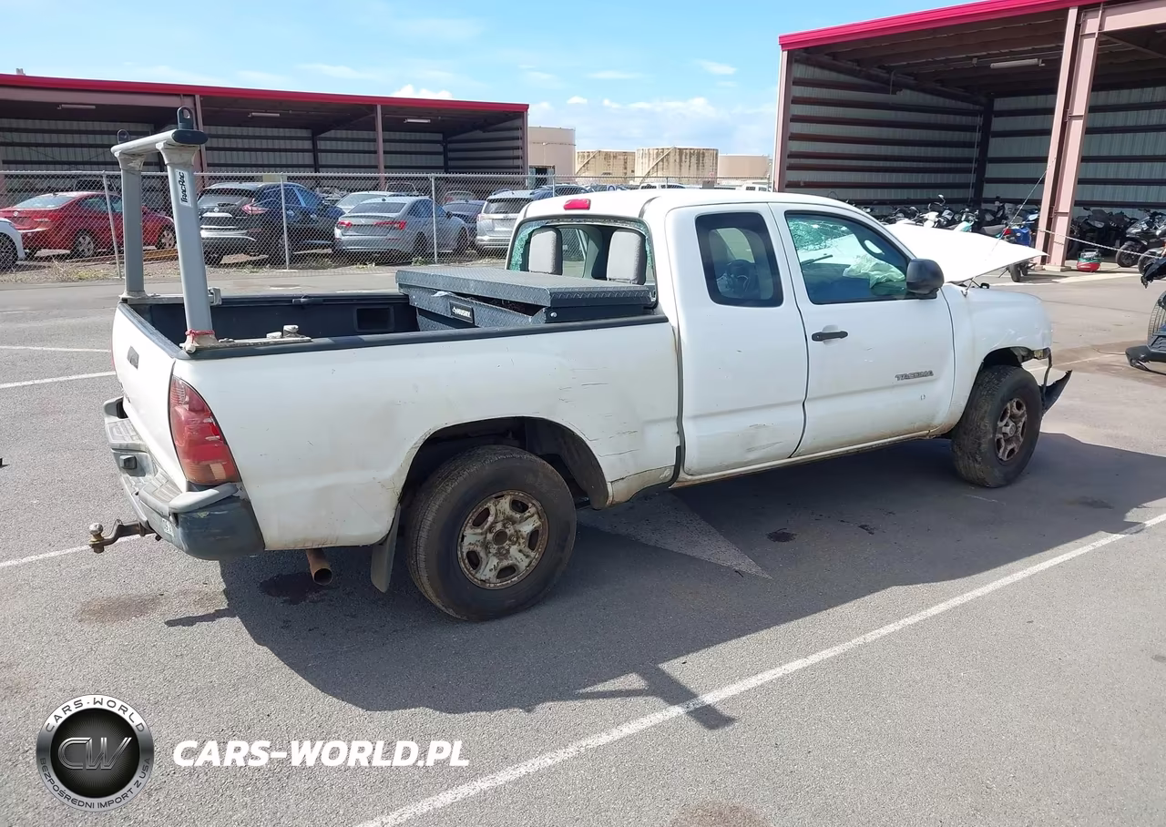2012 Toyota Tacoma VIN:5TFTX4CN3CX020231 - 4