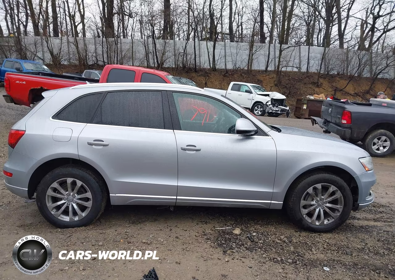 2016 Audi Q5 2.0T Premium VIN:WA1C2AFP4GA018503 - 13