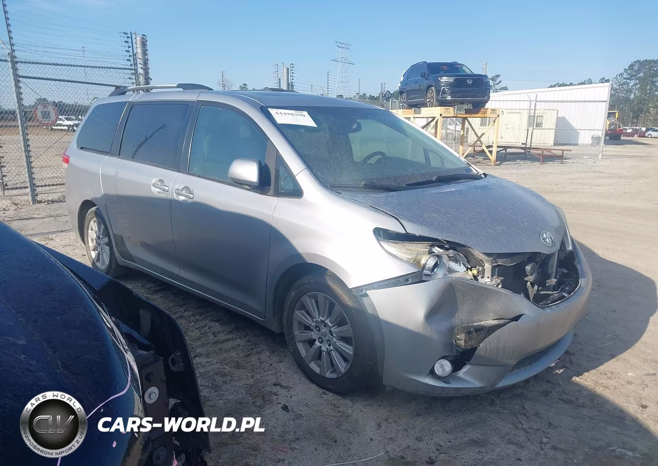 2011 Toyota Sienna Limited V6 VIN:5TDYK3DC0BS001314 - 13