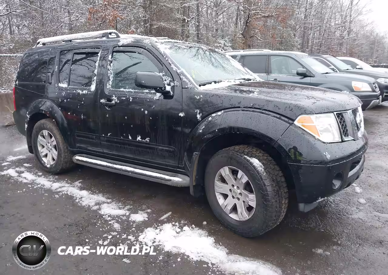 2005 Nissan Pathfinder Le