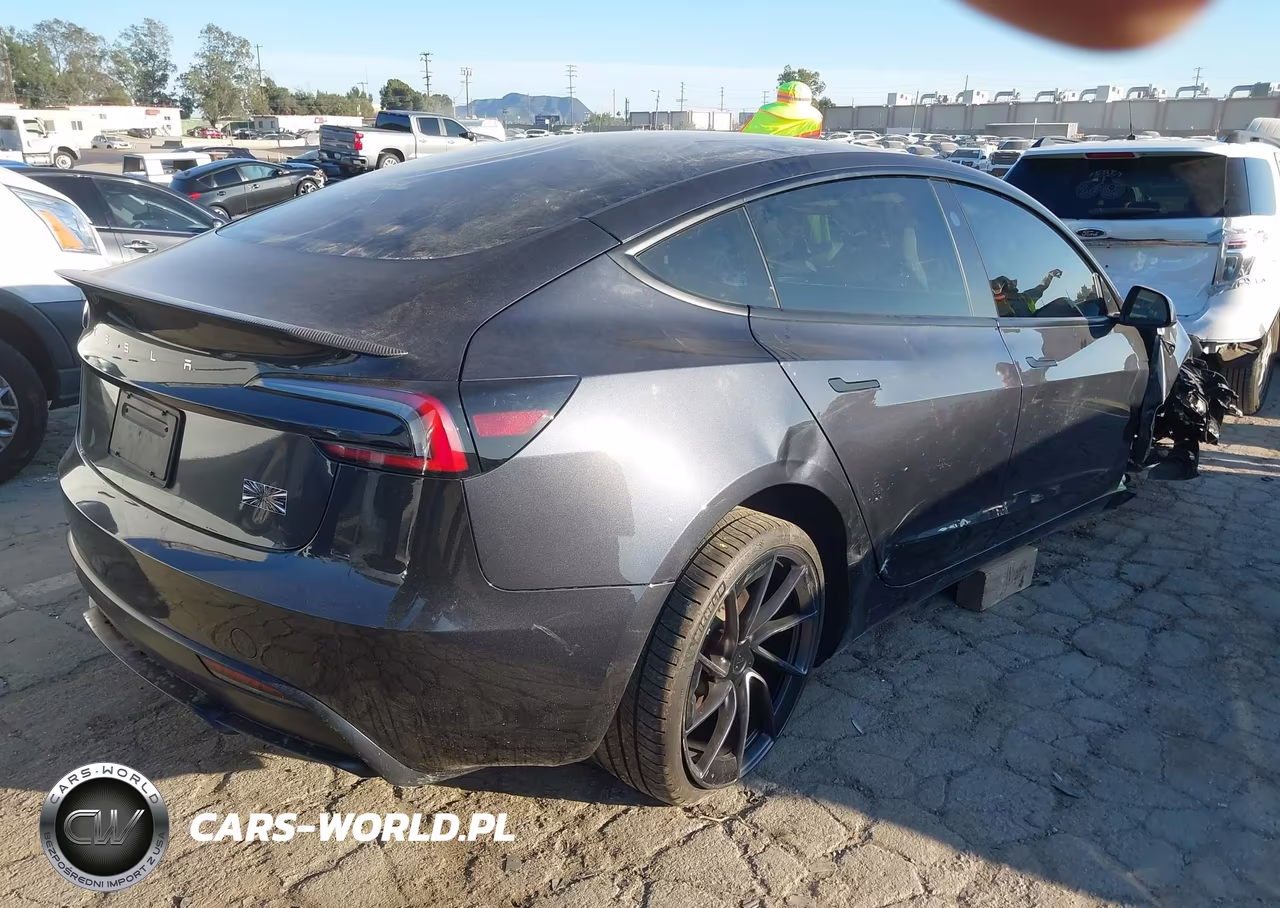 2024 Tesla Model 3 Performance All-Wheel Drive VIN:5YJ3E1ET9RF870285 - 4