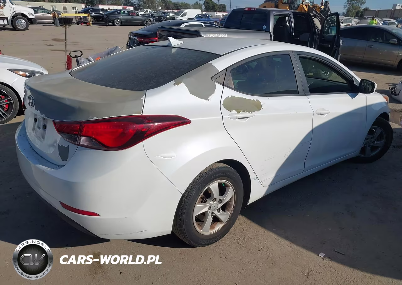 2015 Hyundai Elantra Se VIN:5NPDH4AE8FH638083 - 4