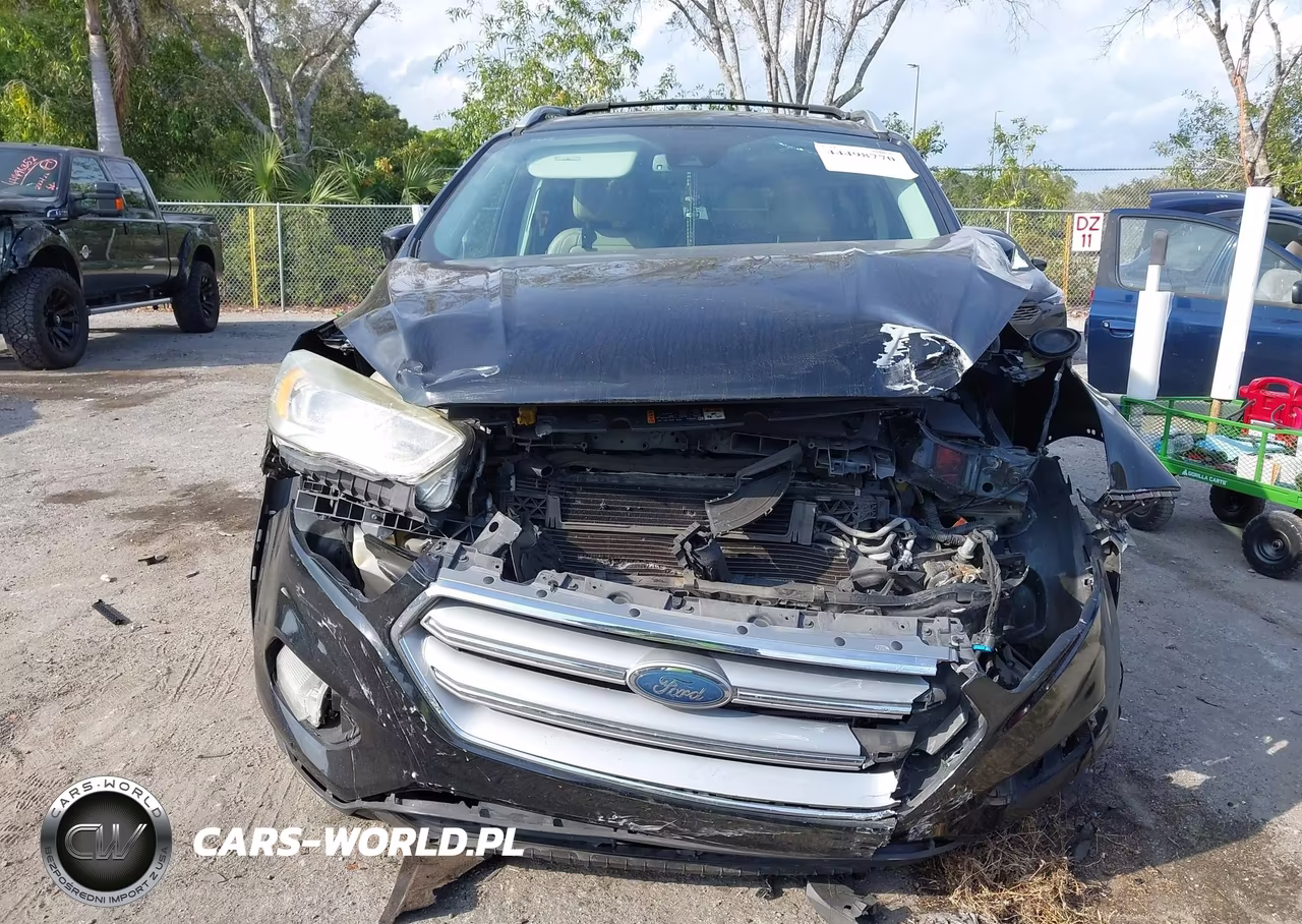 2017 Ford Escape Titanium VIN:1FMCU0J95HUA36314 - 12