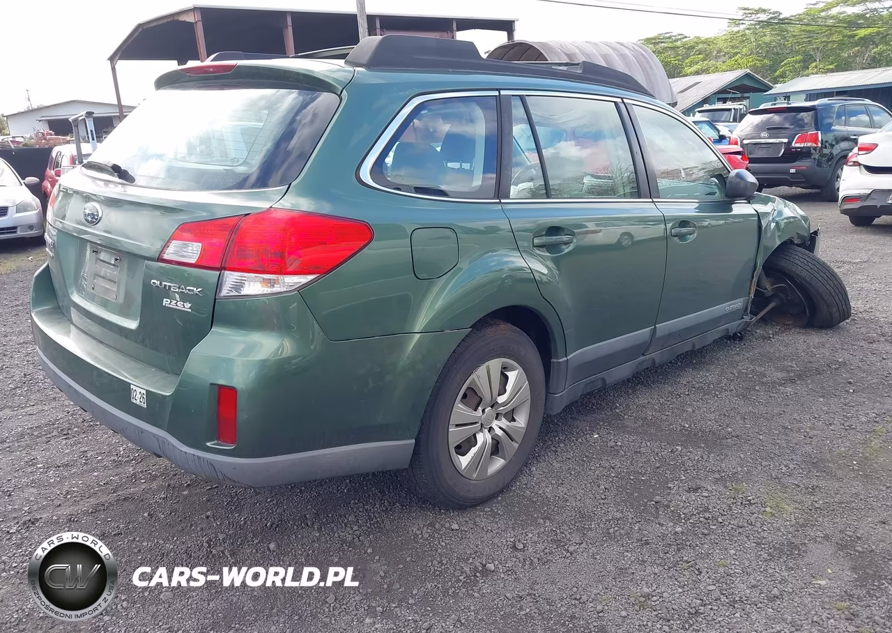 2013 Subaru Outback 2.5I VIN:4S4BRBAC3D3310663 - 4