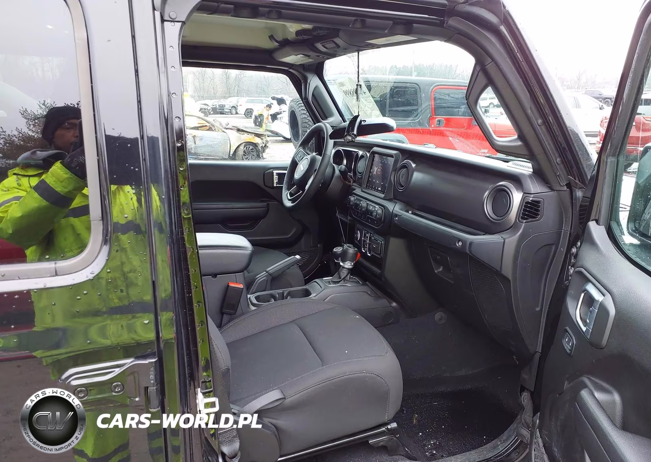 2023 Jeep Gladiator Willys 4X4 VIN:1C6HJTAG9PL579177 - 5