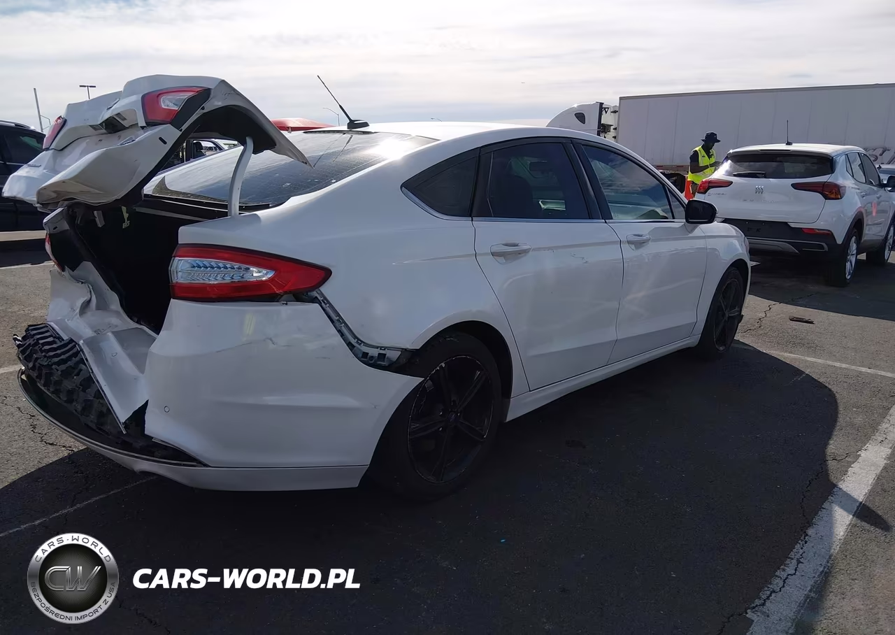 2016 Ford Fusion Se VIN:3FA6P0HD1GR105689 - 4