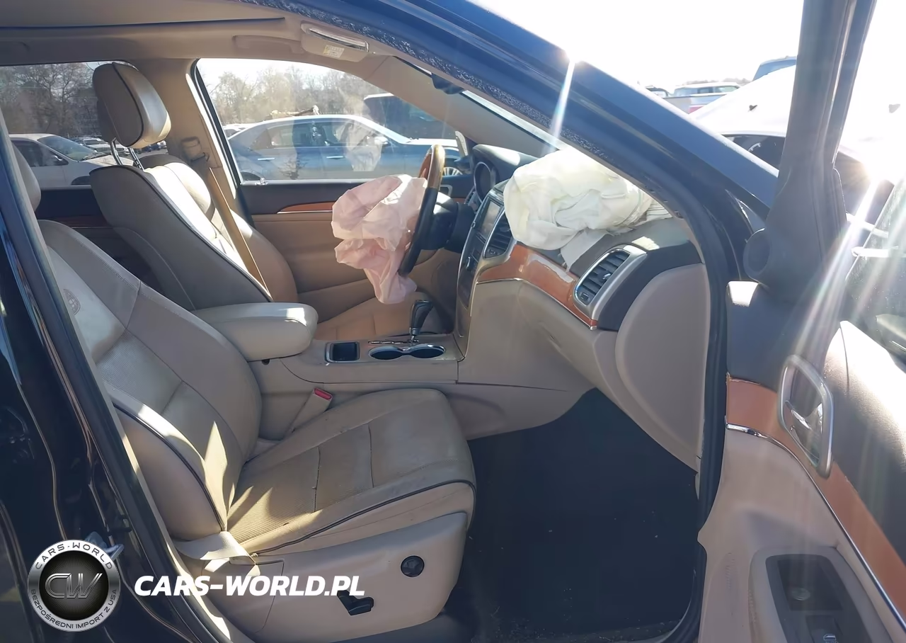 2013 Jeep Grand Cherokee Overland VIN:1C4RJECG2DC588840 - 5