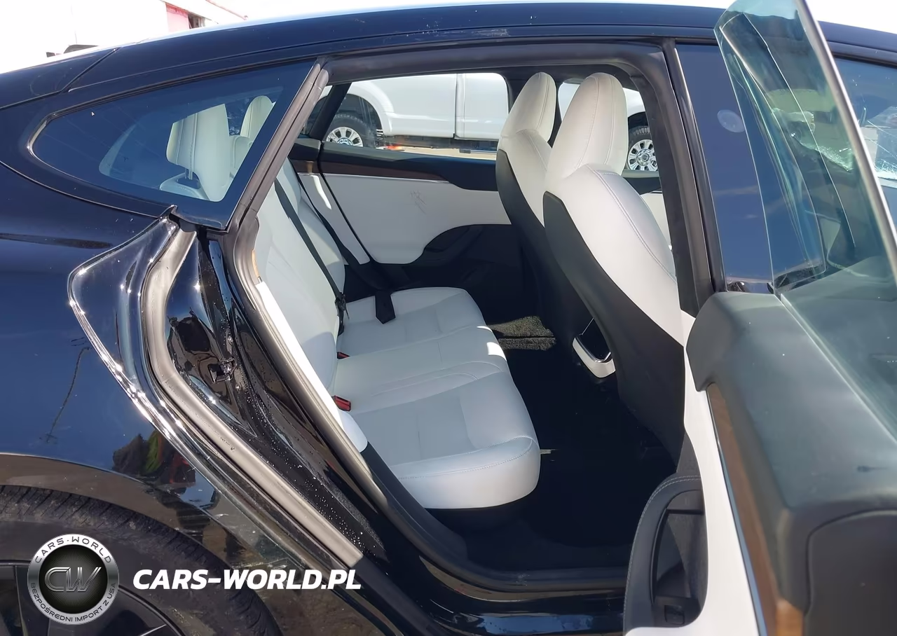 2024 Tesla Model S Long Range VIN:5YJSA1E57RF534644 - 8