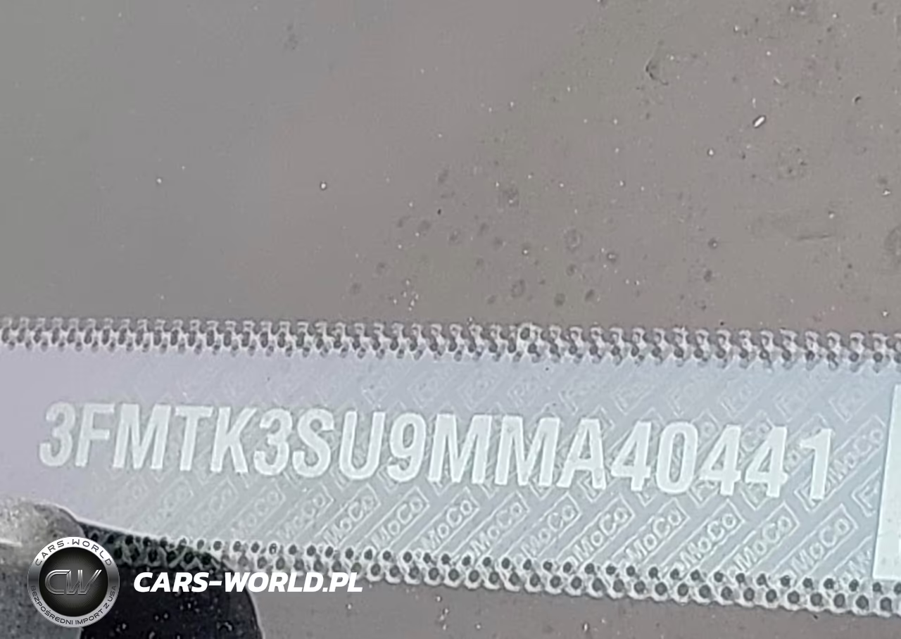 2021 Ford Mustang Mach-E Premium VIN:3FMTK3SU9MMA40441 - 9