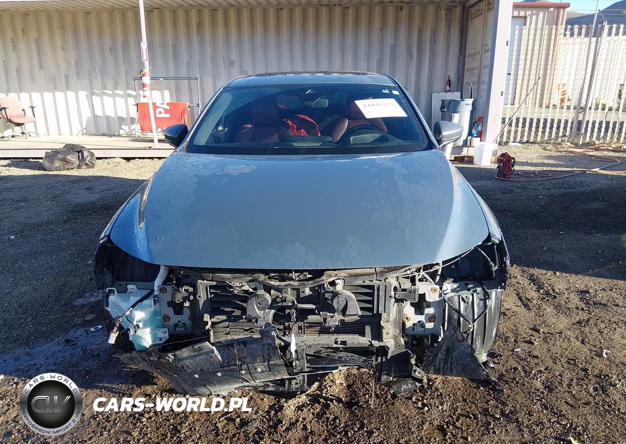 2019 Mazda Mazda3 Premium Package VIN:JM1BPBNM4K1135779 - 13