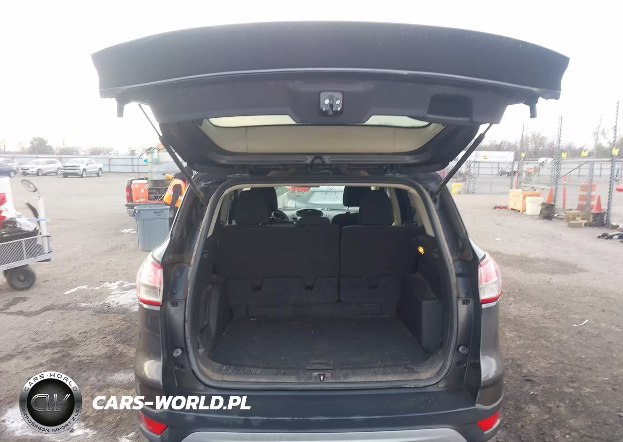 2016 Ford Escape Se VIN:1FMCU0G73GUB58223 - 17